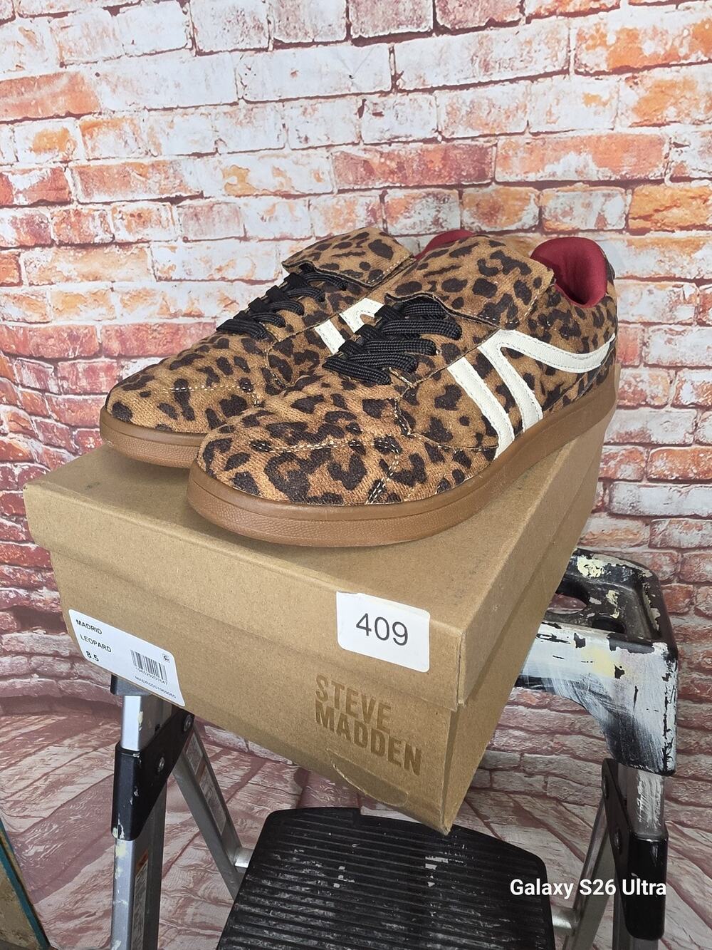 Steve Madden Madrid Womens 8.5 Leopard Print Gum Sole Lace Up Sneakers